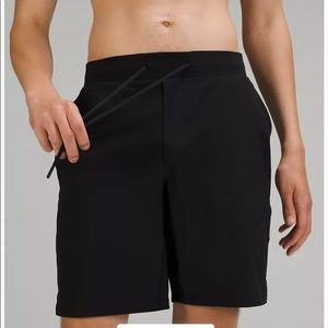 The short lululemon